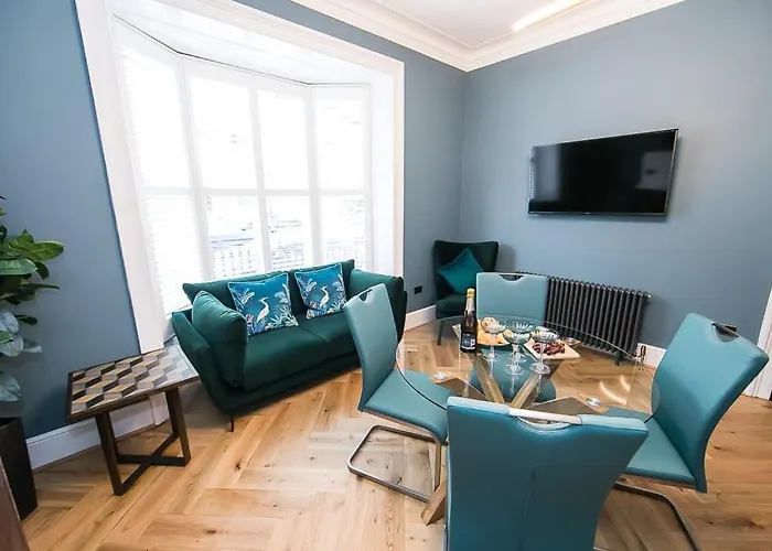 Serenity - Luxury By Maison Parfaite - Whitby